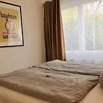 Zu * Weimar (Thuringia)