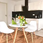 Zu * Weimar (Thuringia)