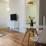 Zu