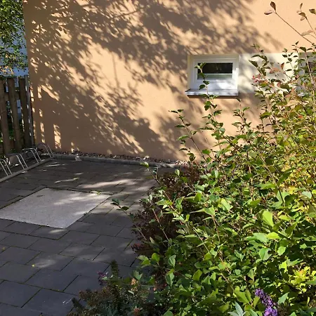 Zu * Weimar (Thuringia)